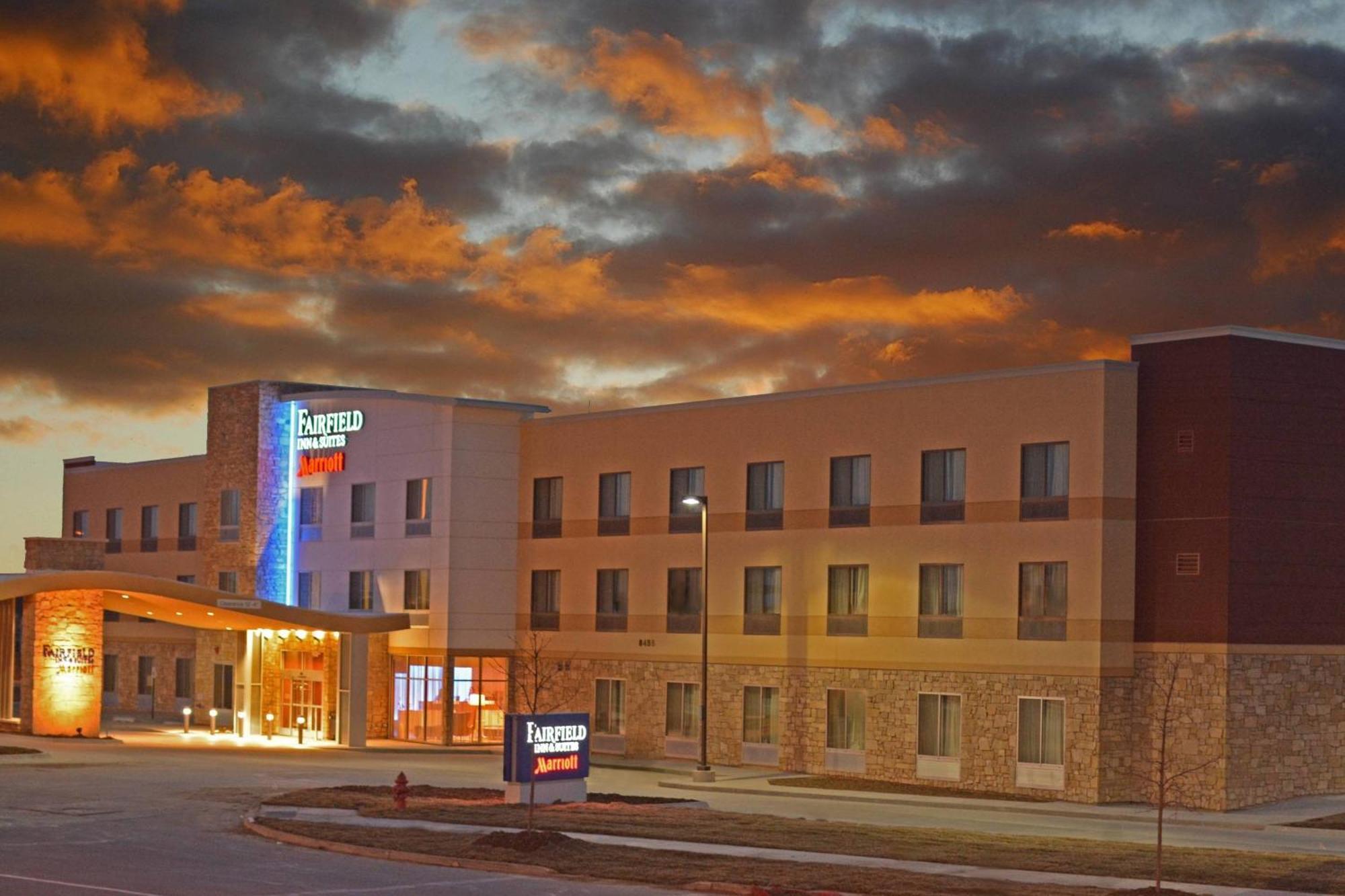 Fairfield Inn & Suites By Marriott Lincoln Southeast Exterior foto