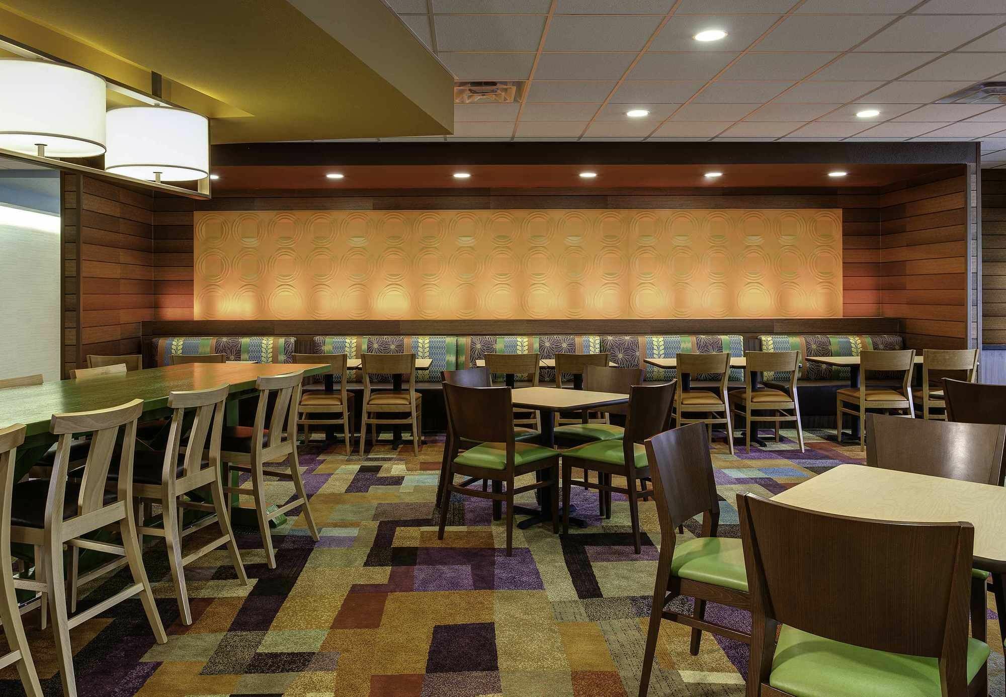 Fairfield Inn & Suites By Marriott Lincoln Southeast Exterior foto